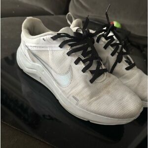 Nike women’s size 9